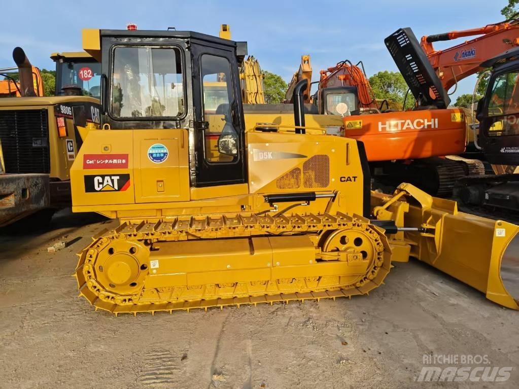 CAT D 5 K Telaketjupuskutraktorit