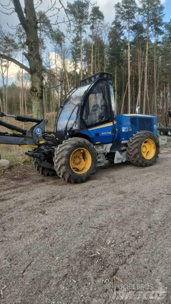 Rottne H8 Harvesterit