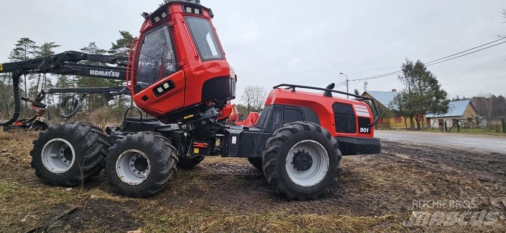 Komatsu 901 Harvesterit