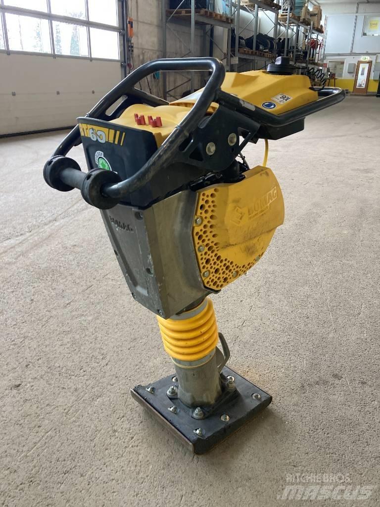 Bomag BT 60 Tärylevyt