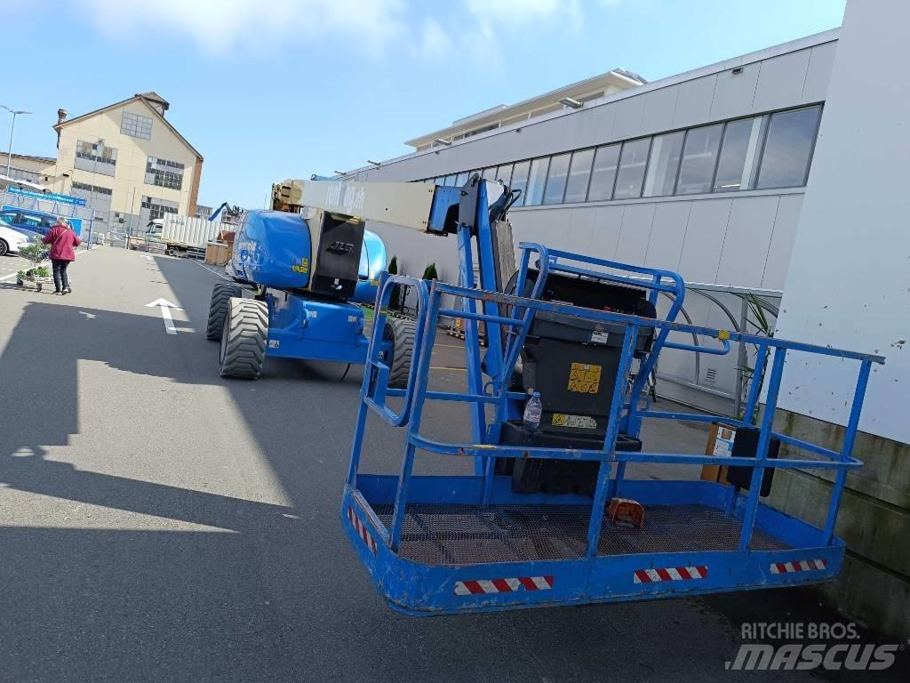 JLG E 800 AJ Teleskooppipuominostimet