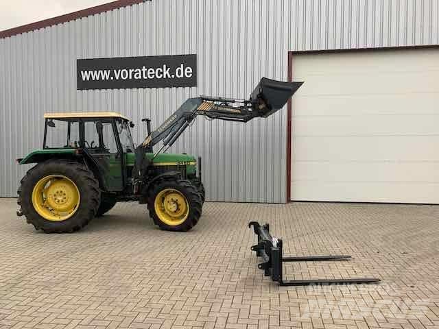 John Deere 2450 Traktorit