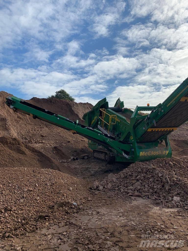 McCloskey R105 Seulat