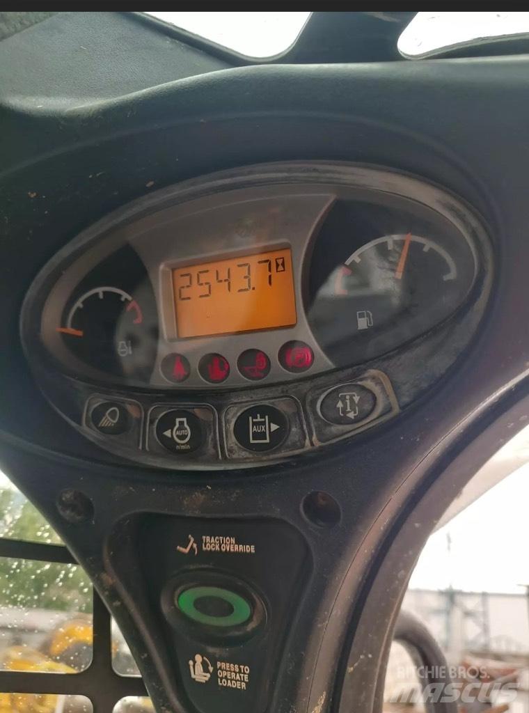 Bobcat S 530 Liukuohjatut kuormaajat