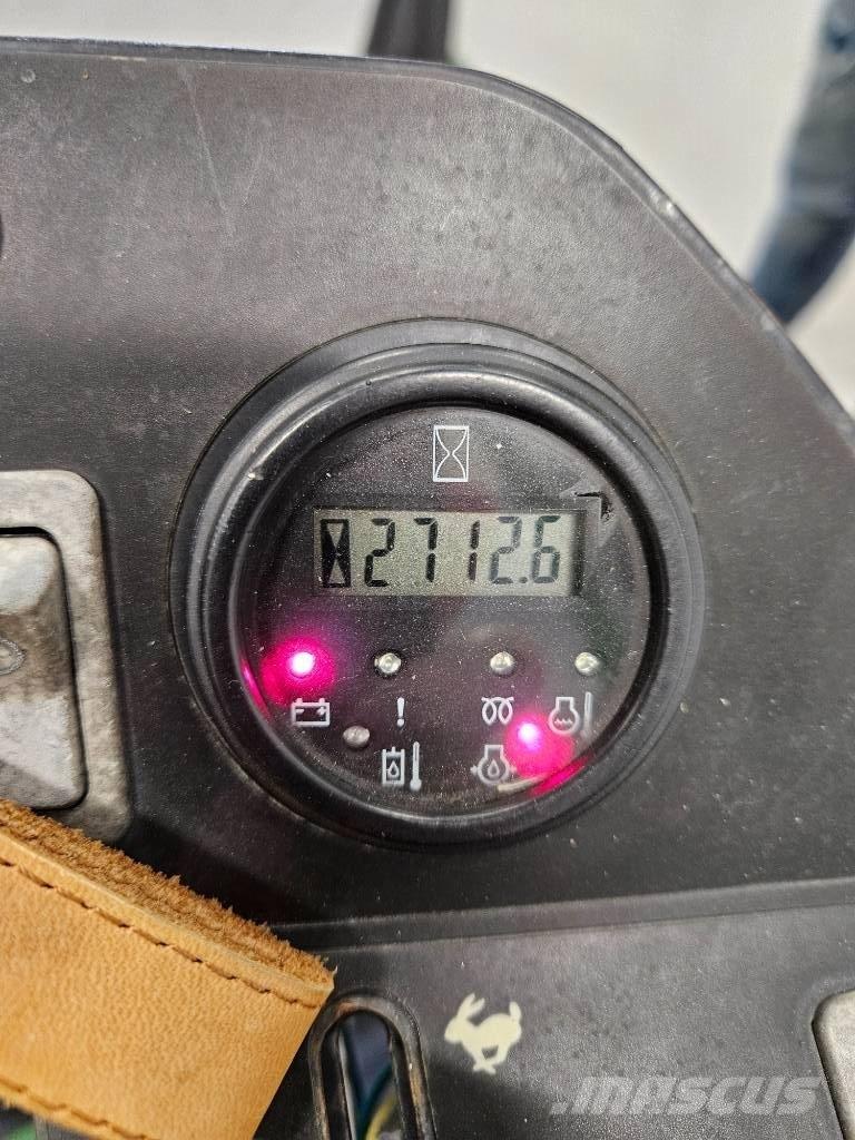 John Deere 8800 Päältäajettavat ruohonleikkurit