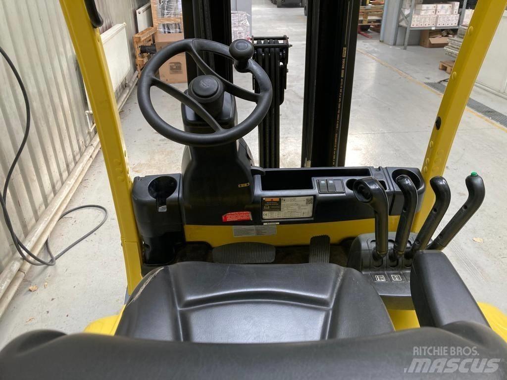 Hyster J2.5XN Sähkötrukit