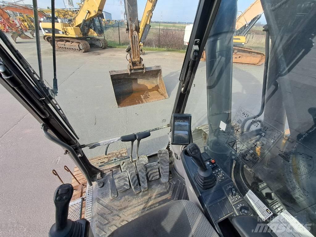 Volvo EC220EL Telakaivukoneet