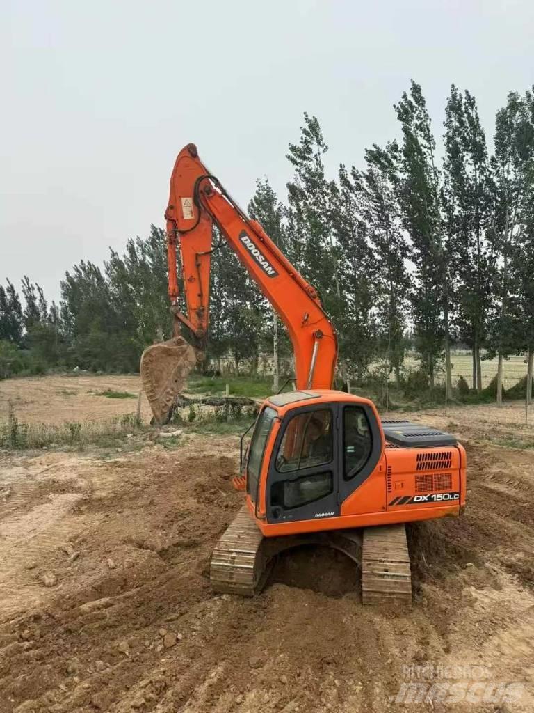 Doosan DX150 Telakaivukoneet