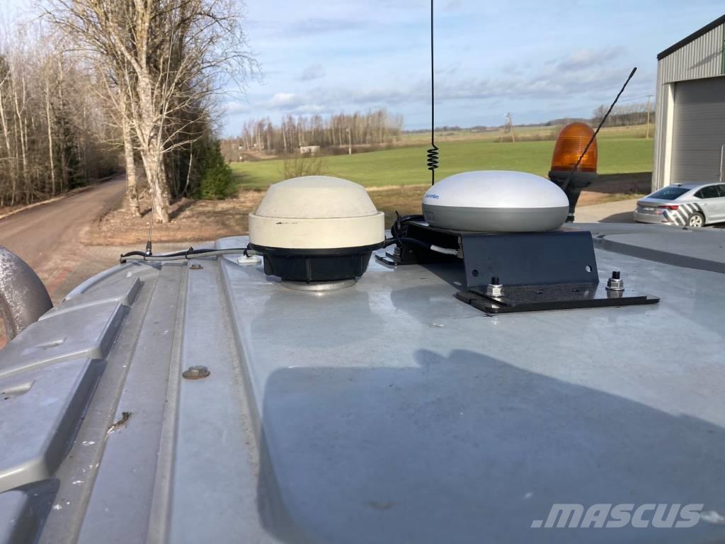 Amazone UX 4200 24 m Hinattavat ruiskut