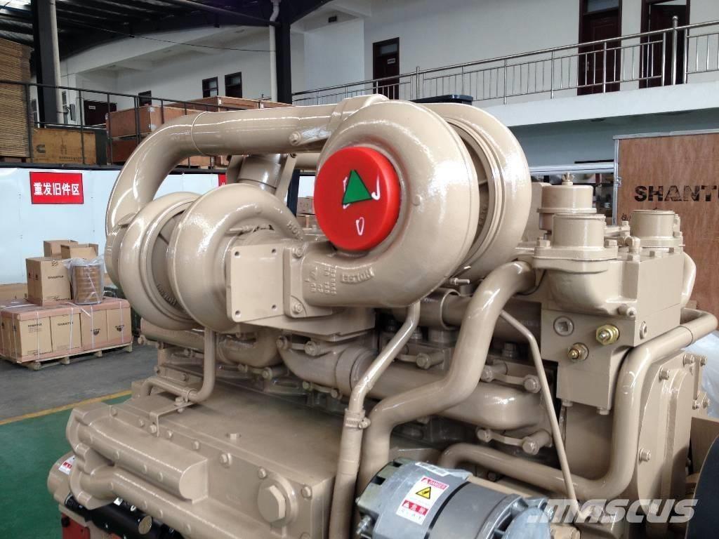 Cummins KTTA19-C700 Moottorit