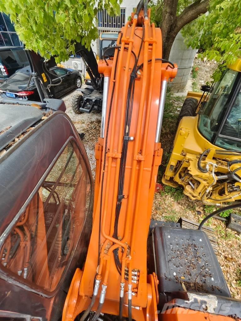Hitachi ZX 120 Telakaivukoneet