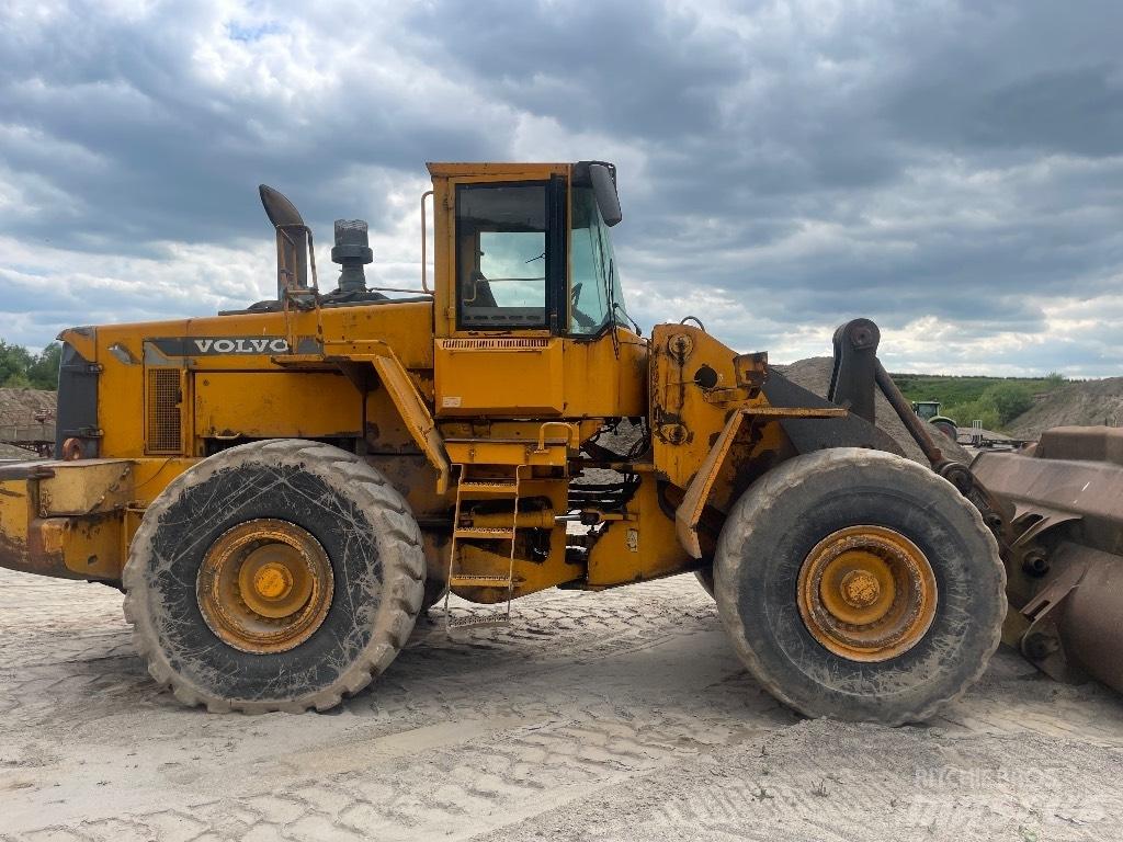 Volvo L 180 C Pyöräkuormaajat