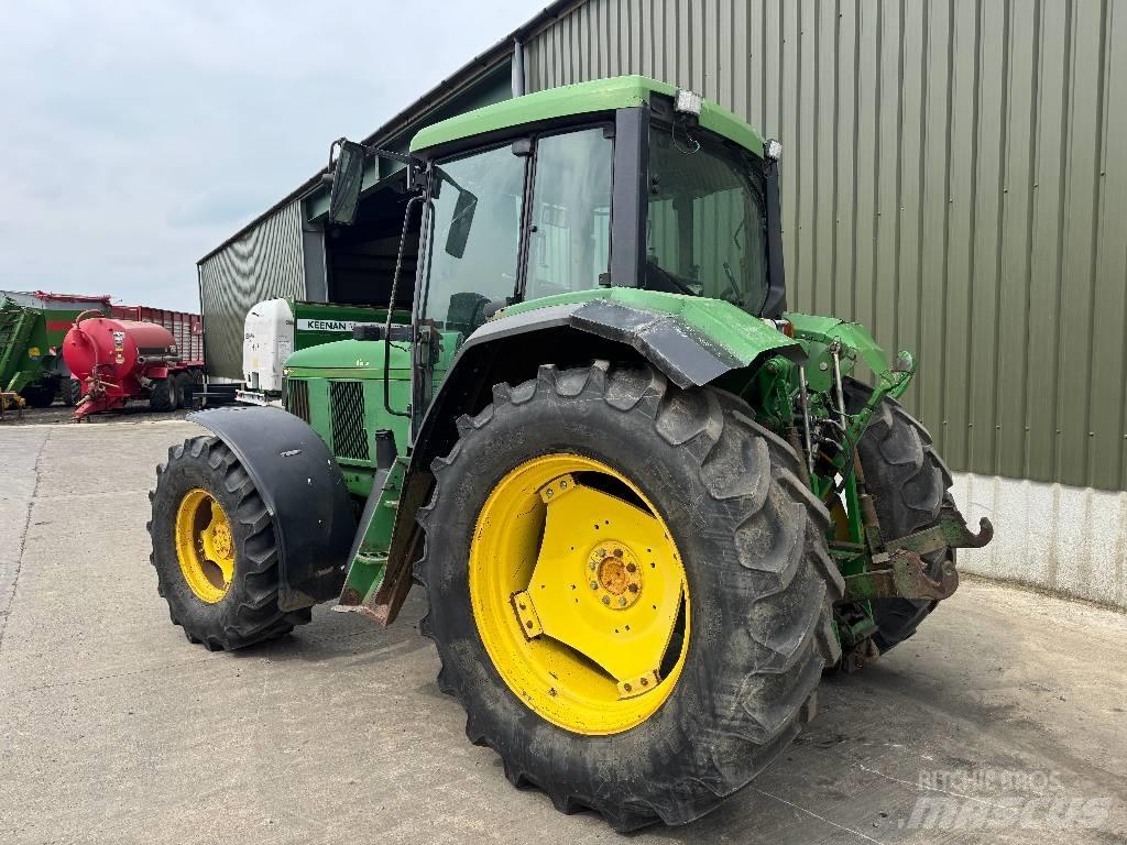 John Deere 6800 Traktorit