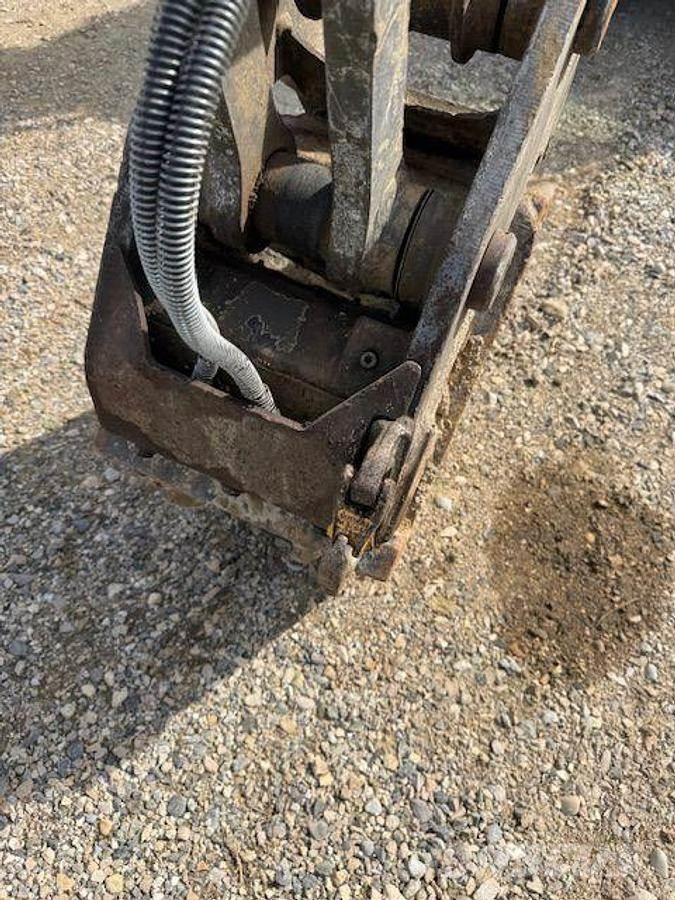 Mecalac 6MCR Erikoiskaivinkoneet