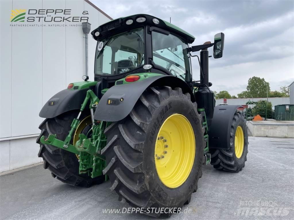 John Deere 6230R Traktorit
