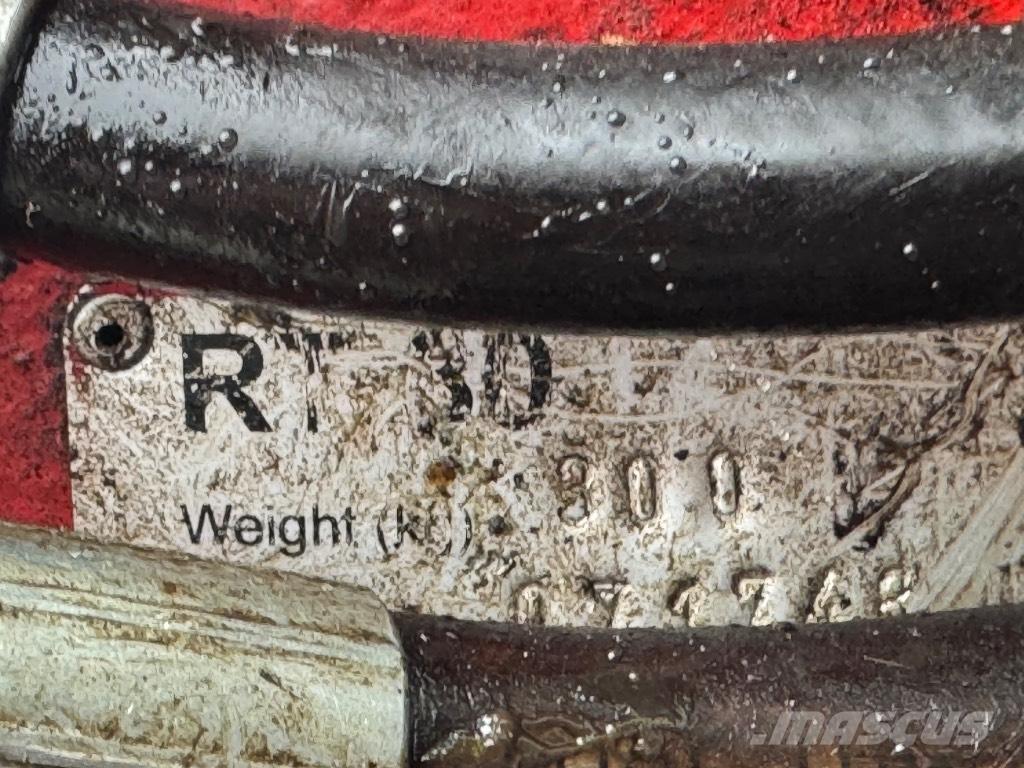 Komatsu PW 98 MR-6 Pyöräkaivukoneet