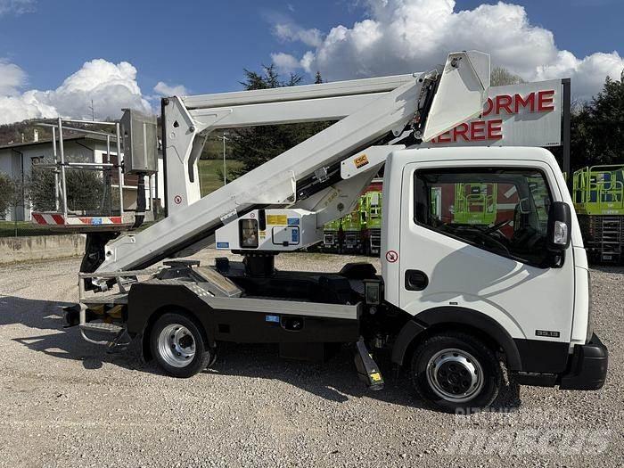 Palfinger P240A Nostolava-autot