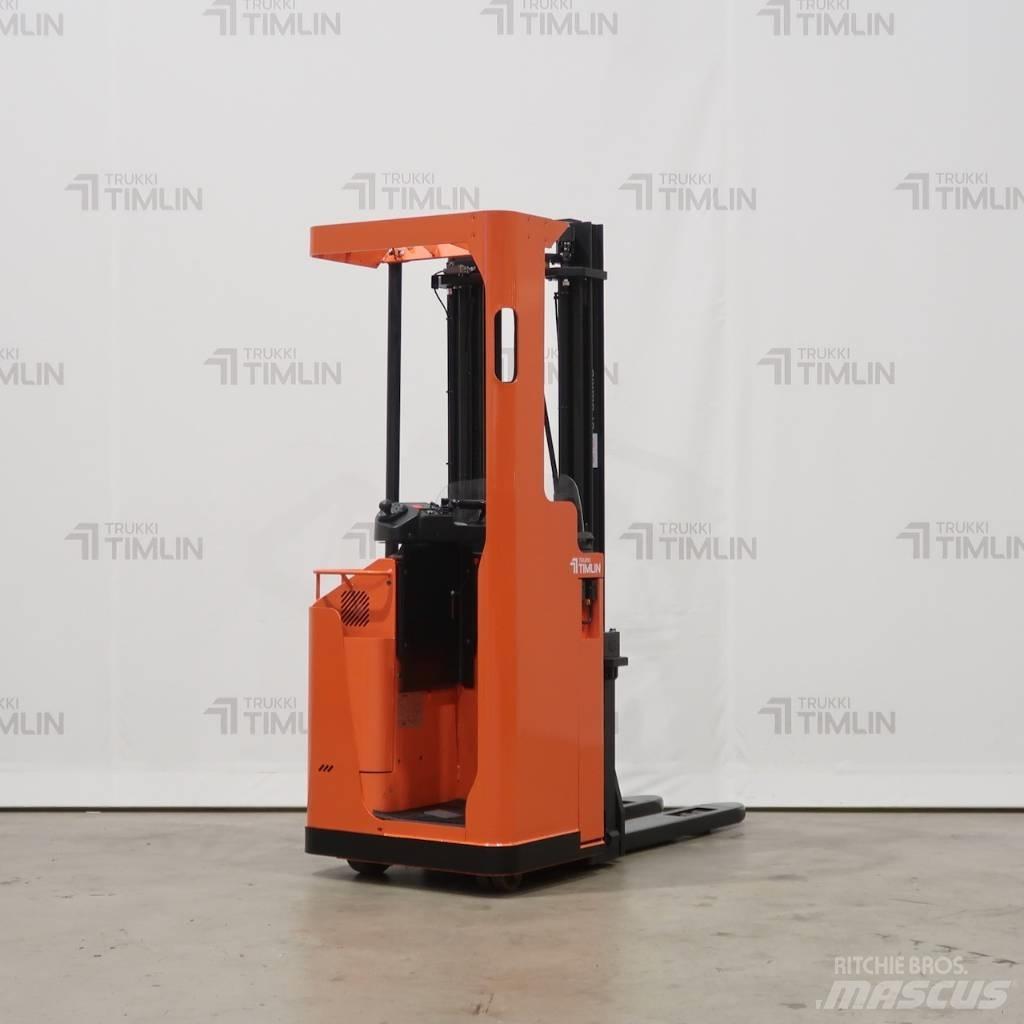 Toyota SSE135 Ajettavat pinoamisvaunut