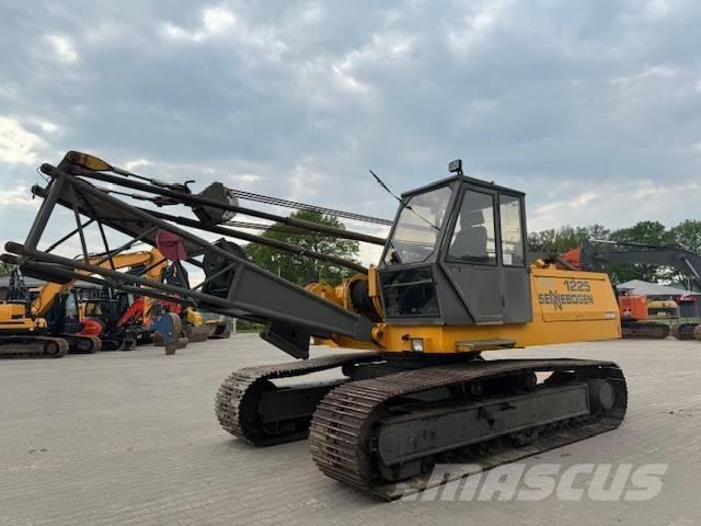 Sennebogen S 1225 R Kaapelikaivukone