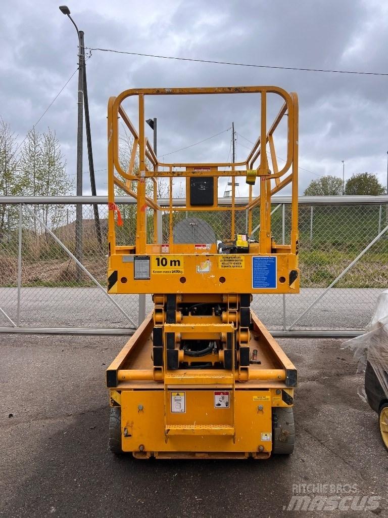 Haulotte Compact 12 Saksilavat