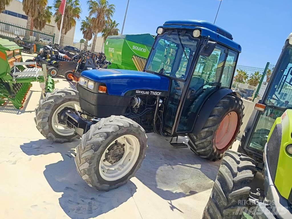 New Holland TN90FC Traktorit