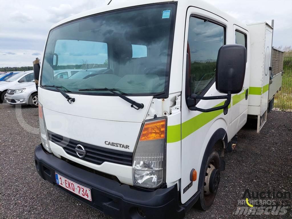 Nissan Cabstar Lava-autot