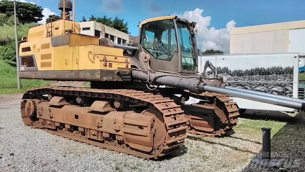 Volvo EC750D Telakaivukoneet
