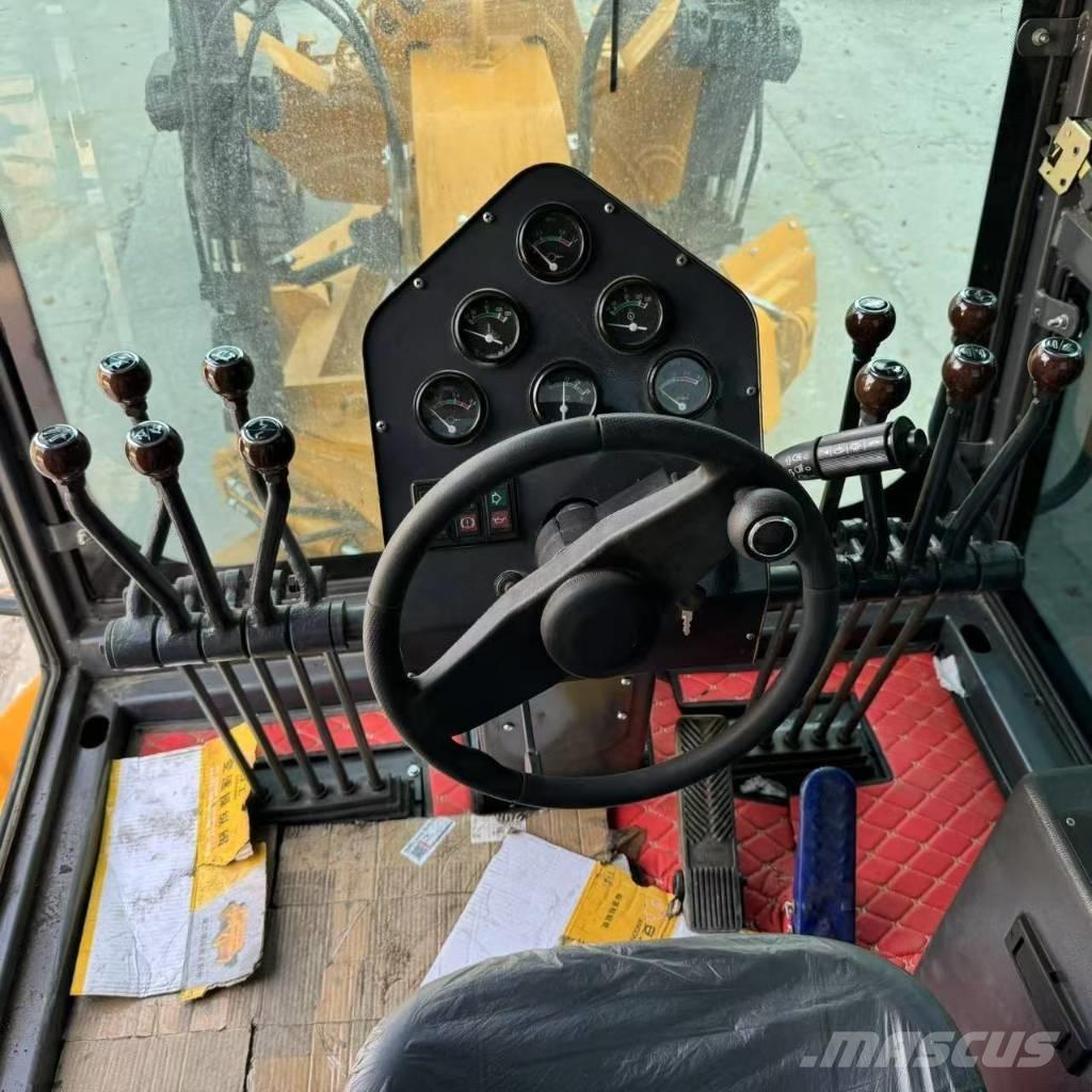 CAT 140G Tiehöylät