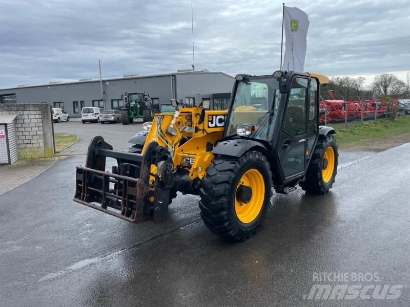 JCB 527-58 Agri Kurottajat