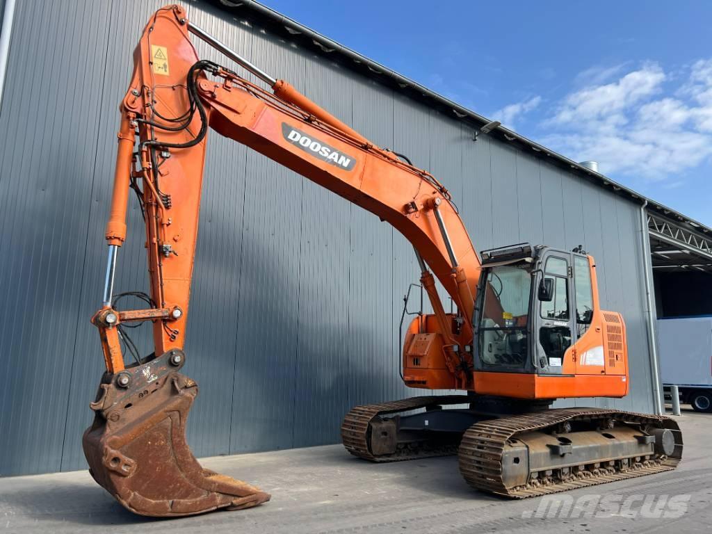 Doosan DX235LCR Telakaivukoneet