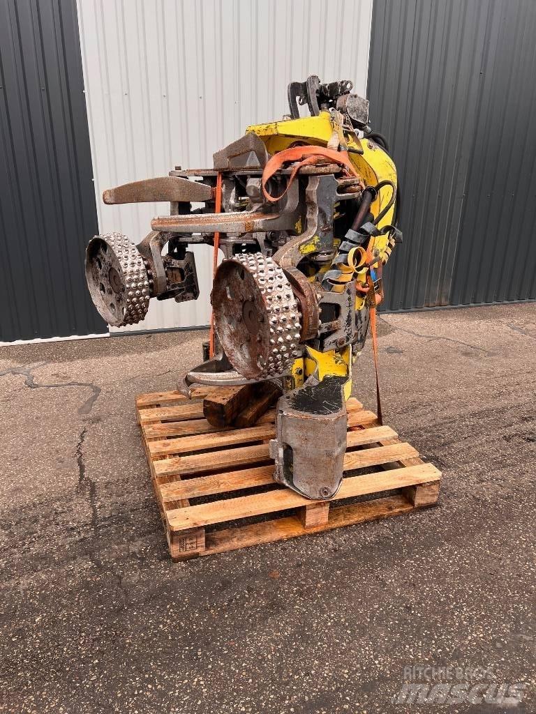 John Deere H 480 Hakkuupäät