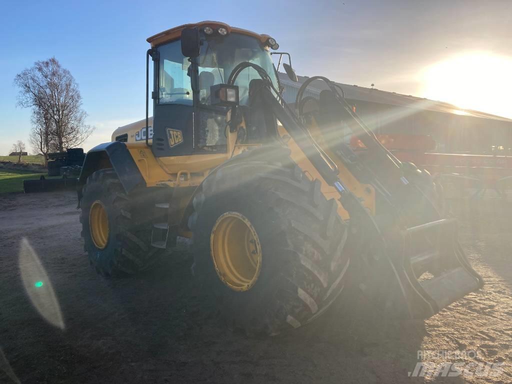 JCB 426E AGRI Pyöräkuormaajat