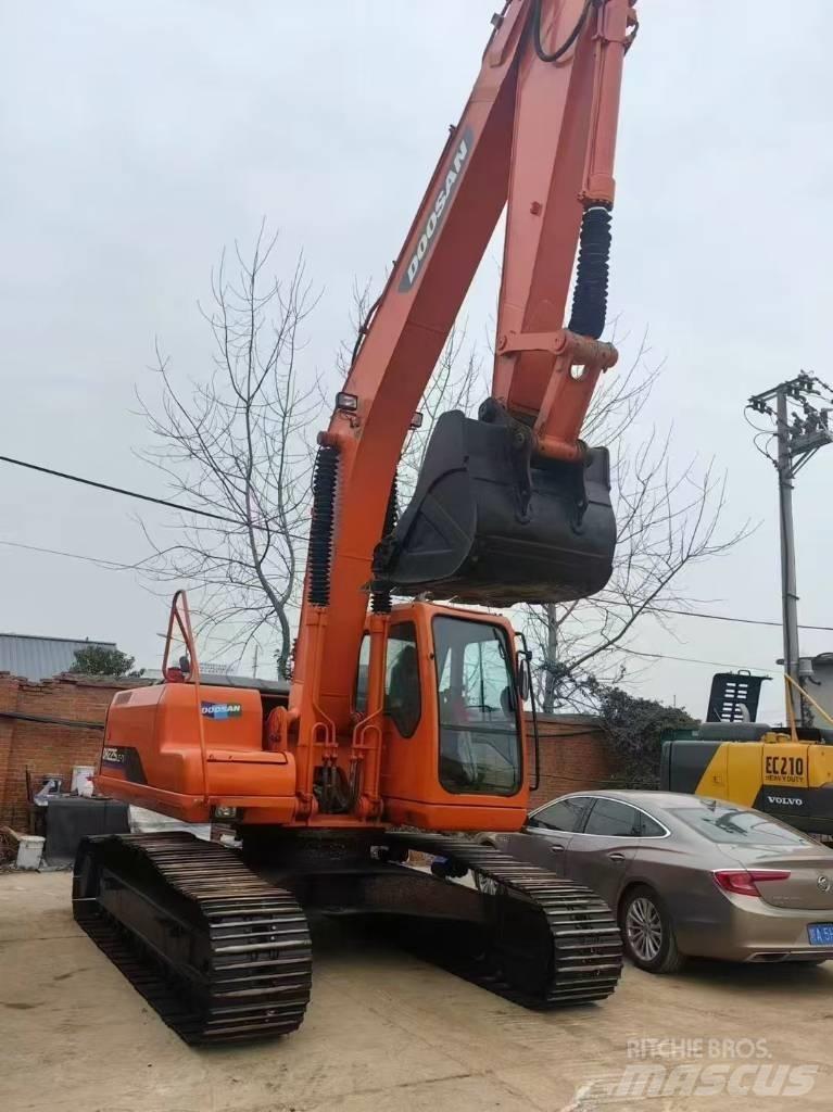 Doosan 225-7 Telakaivukoneet