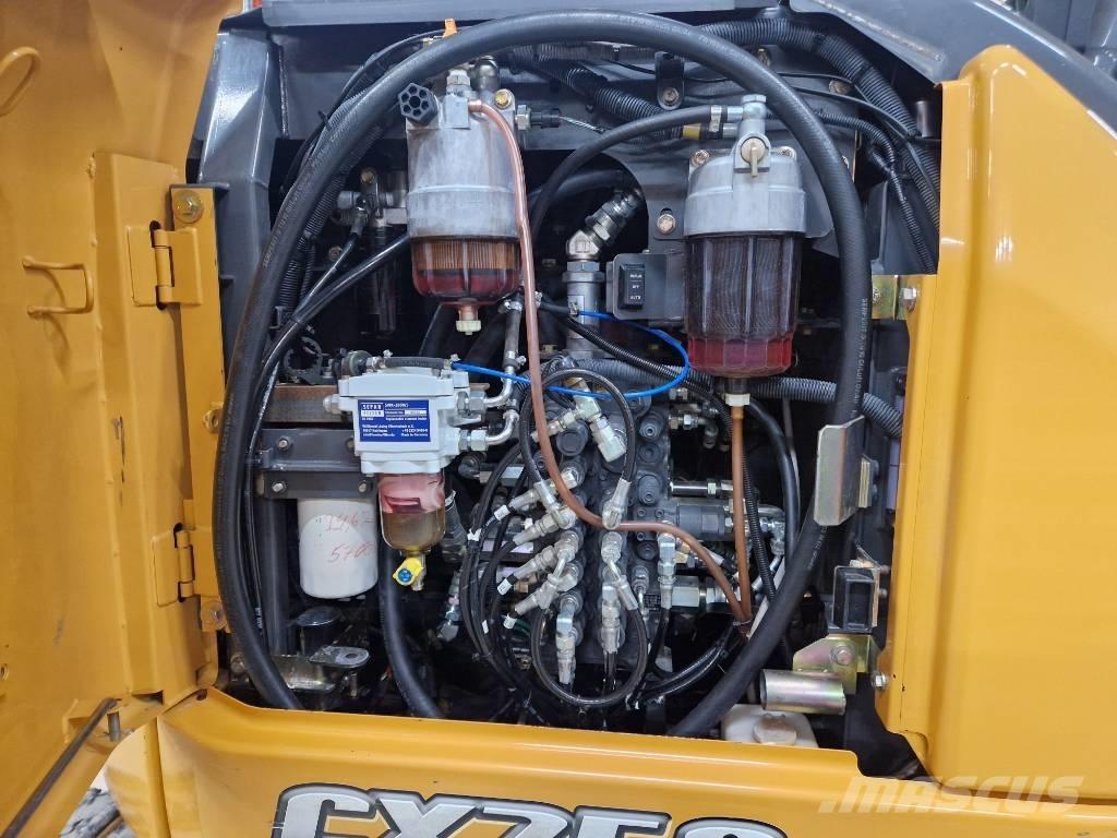 CASE CX 75 C SR Midikaivukoneet 7t - 12t