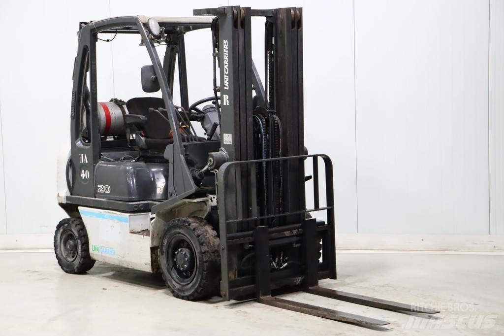 Nissan U1D2A20LQ Nestekaasutrukit