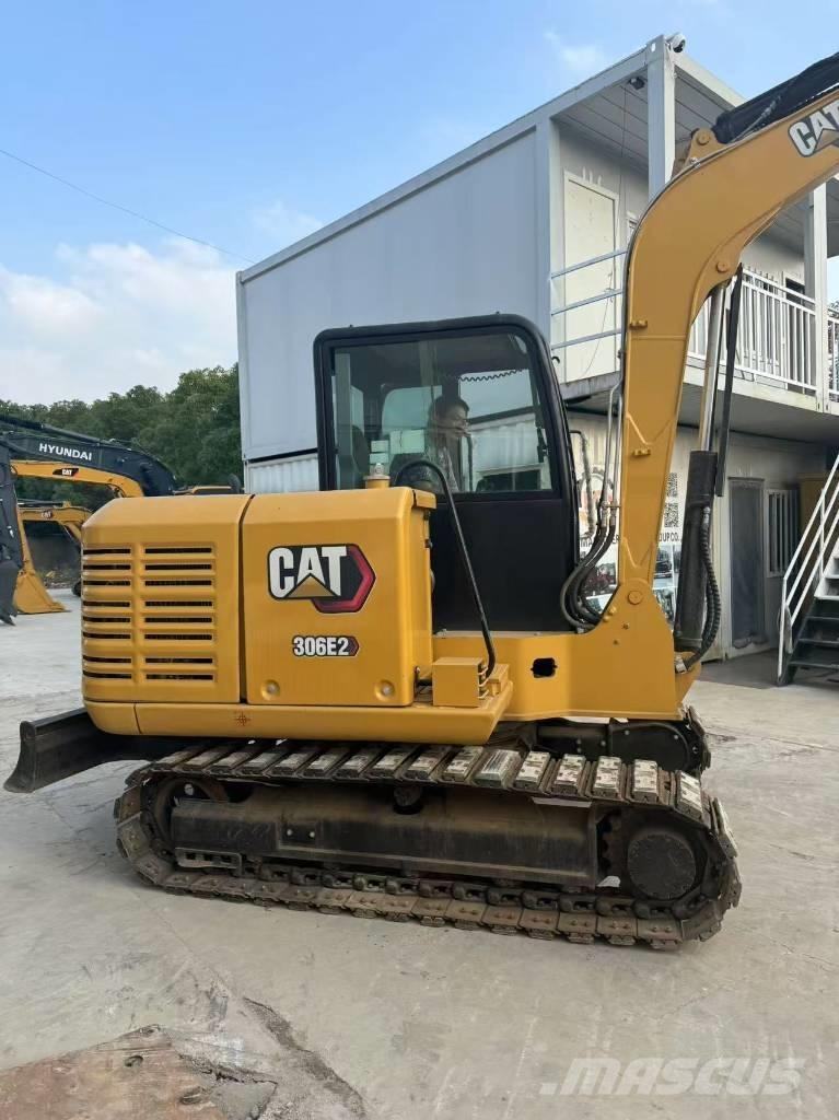 CAT 306e2 Minikaivukoneet < 7t