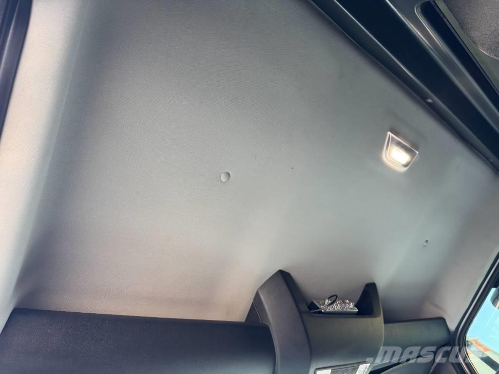 Western Star 49 X Sora- ja kippiautot