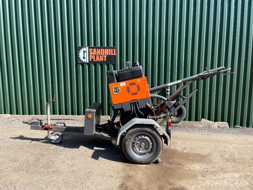 Mecalac MBR 71 Yksivalssijyrät