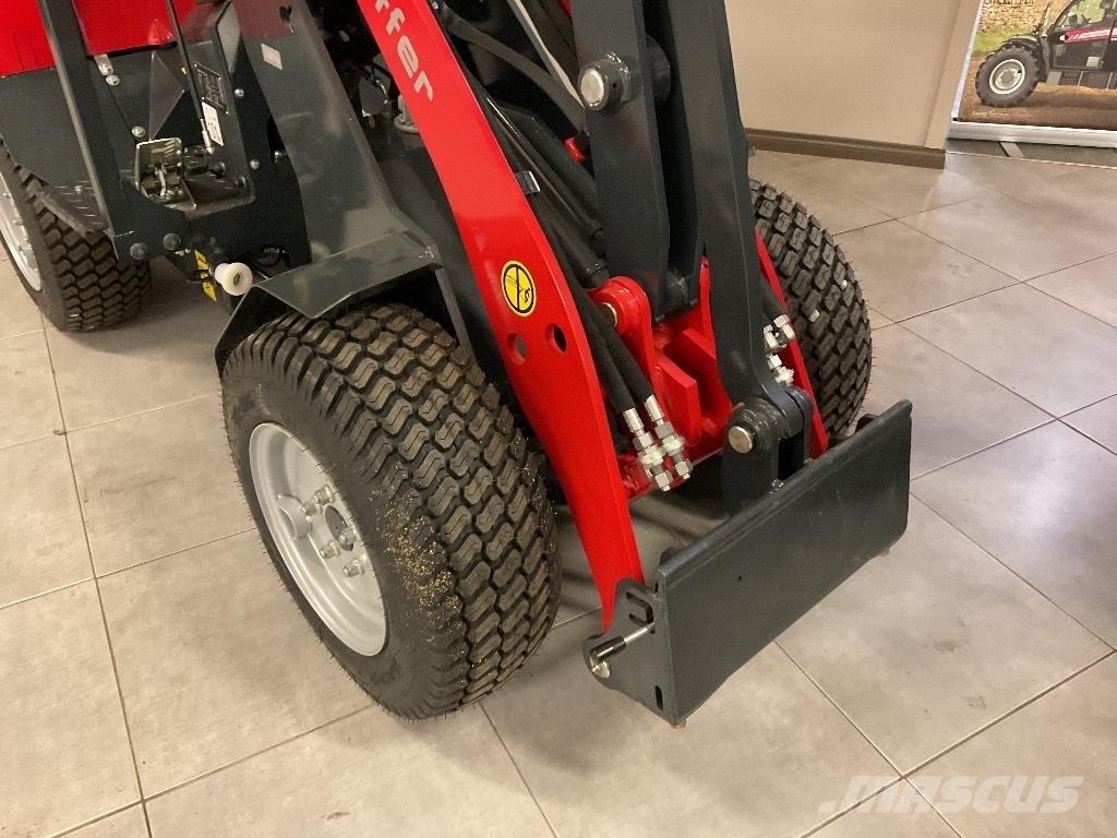 Schäffer 1622 FE Yleiskuormaajat