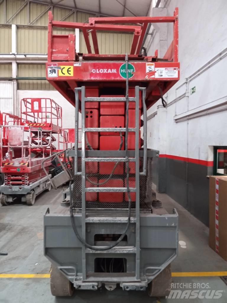 JLG SL180-12 Saksilavat