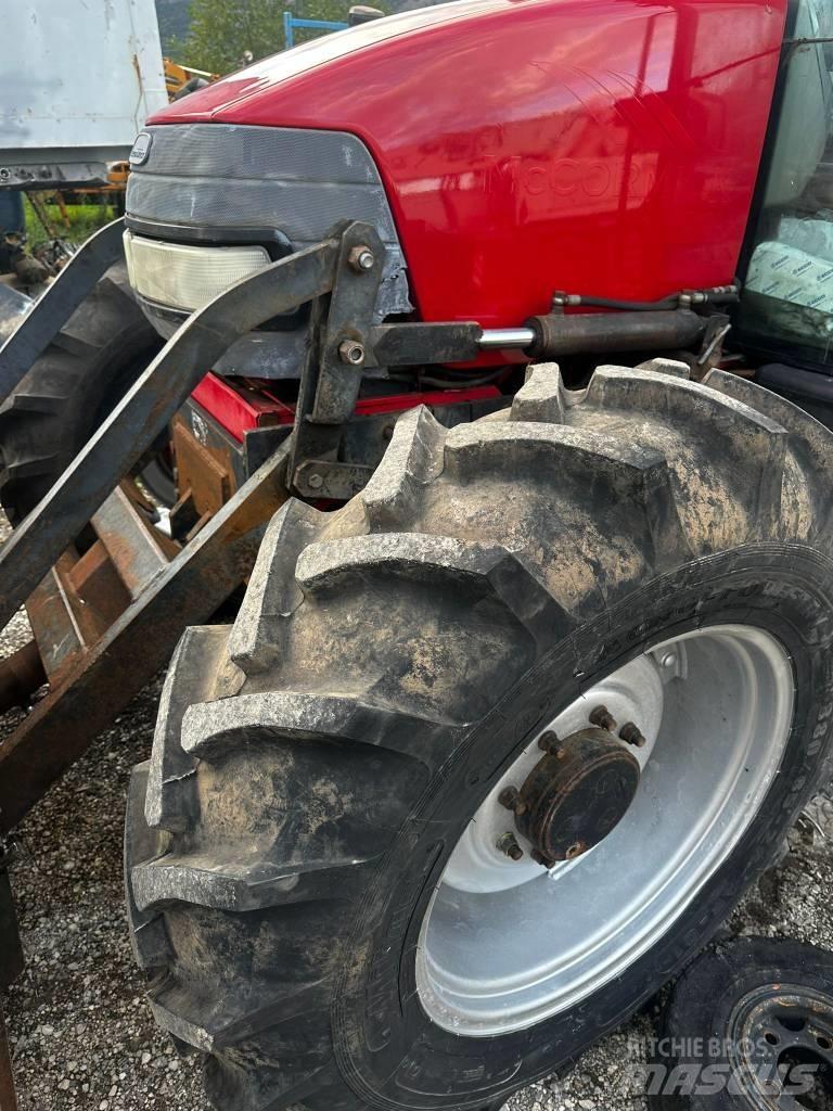 McCormick MC 100 Y Traktorit