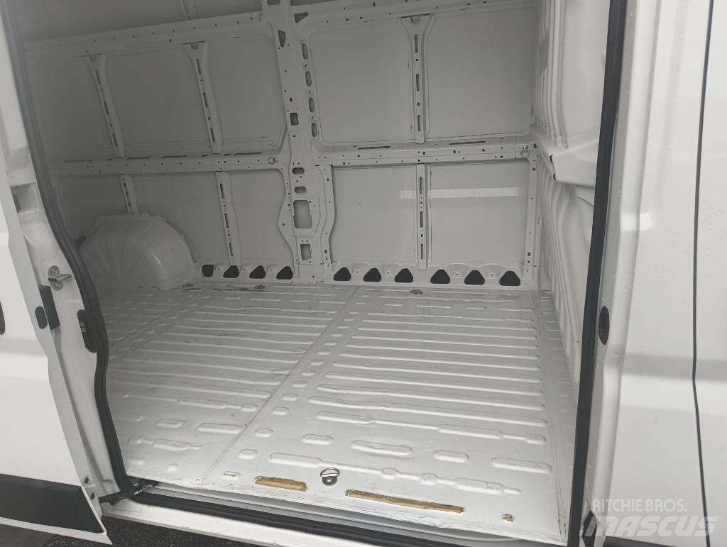Fiat Ducato Pakettiautot
