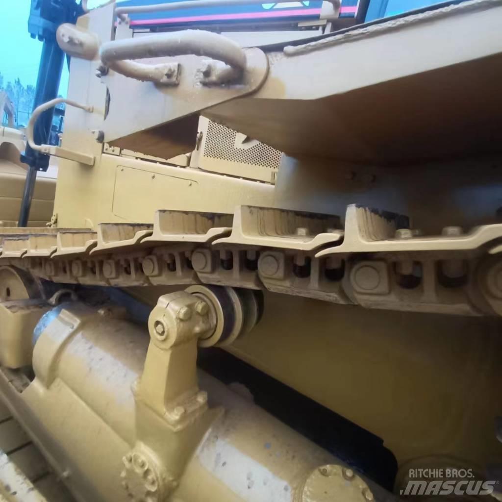 CAT D 6 H Tiehöylät