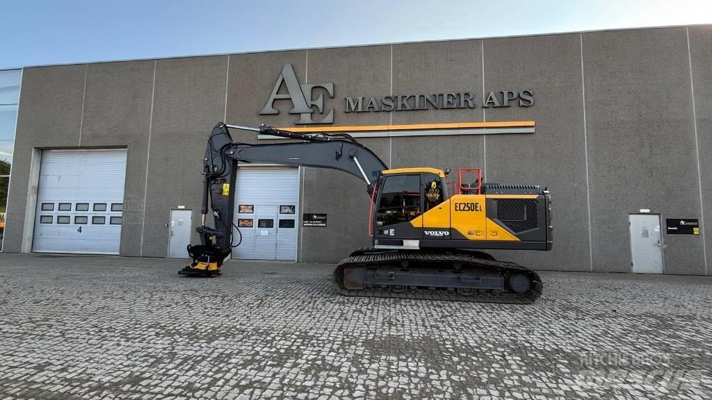 Volvo EC 250 EL Telakaivukoneet