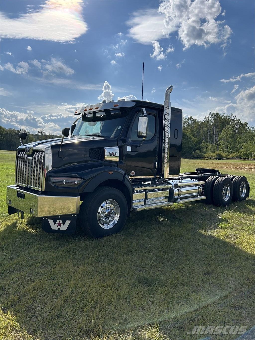 Western Star 49 X Vetopöytäautot