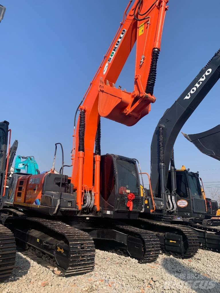 Hitachi ZX 200 Telakaivukoneet