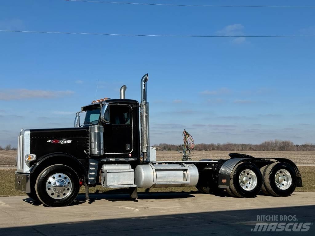 Peterbilt 389 Vetopöytäautot