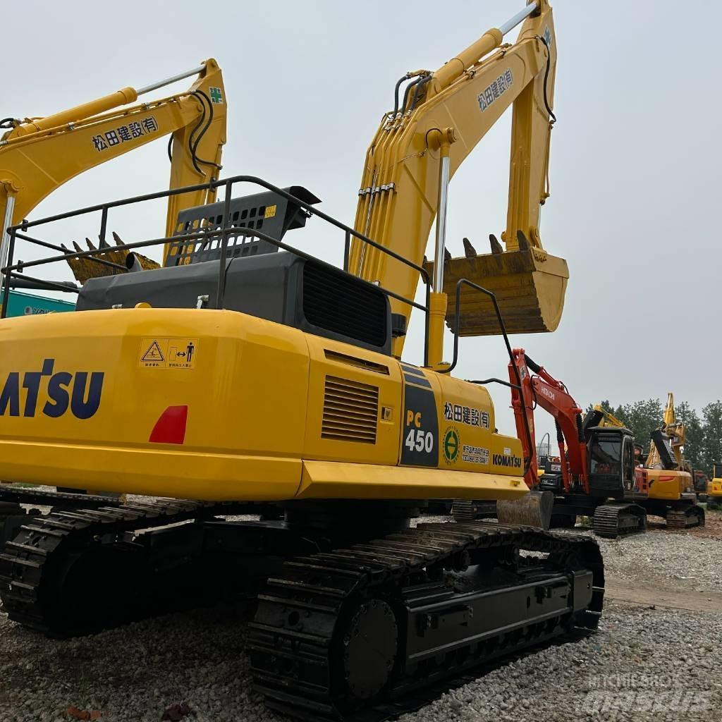 Komatsu 450 Telakaivukoneet