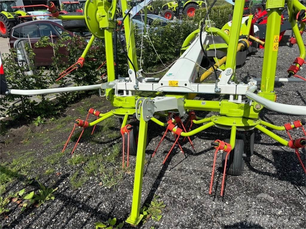 CLAAS Volto 700 Pöyhimet ja haravat