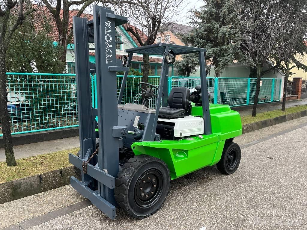 Toyota 3FG45 V-3446 Nestekaasutrukit